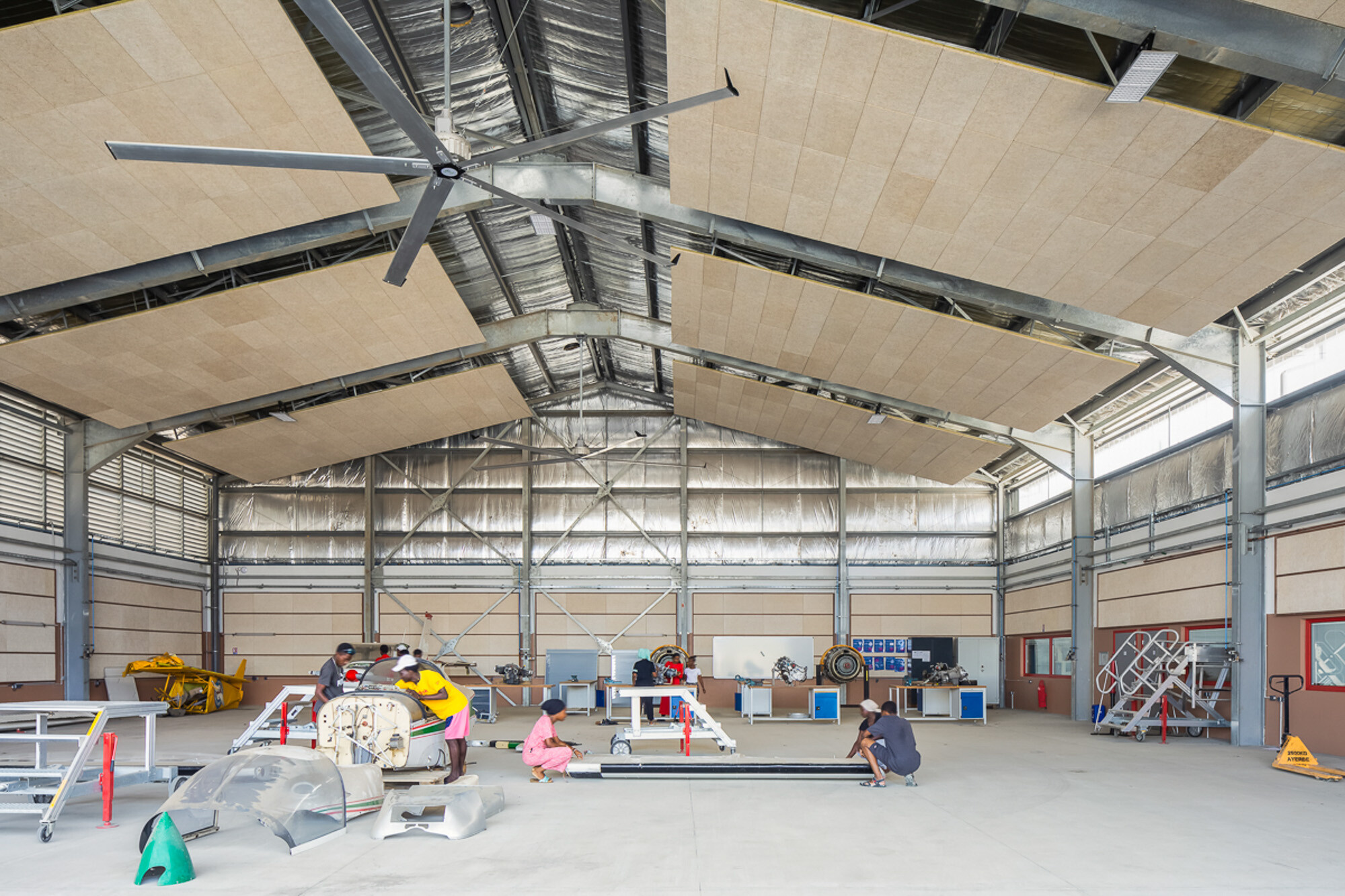 Sergio Grazia_AROM_Architecte_Mayotte_Pôle Aéronautique Pamandzi
