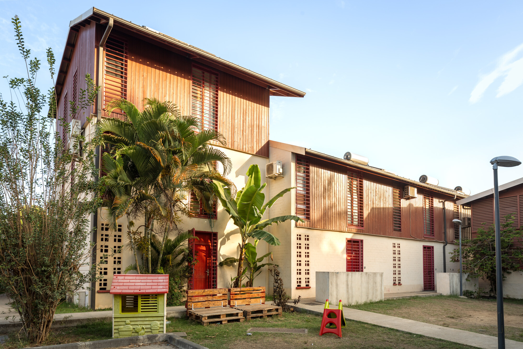 photo-SG-2024--AROM--logements-petite-terre--totoroza--IMP-C-007